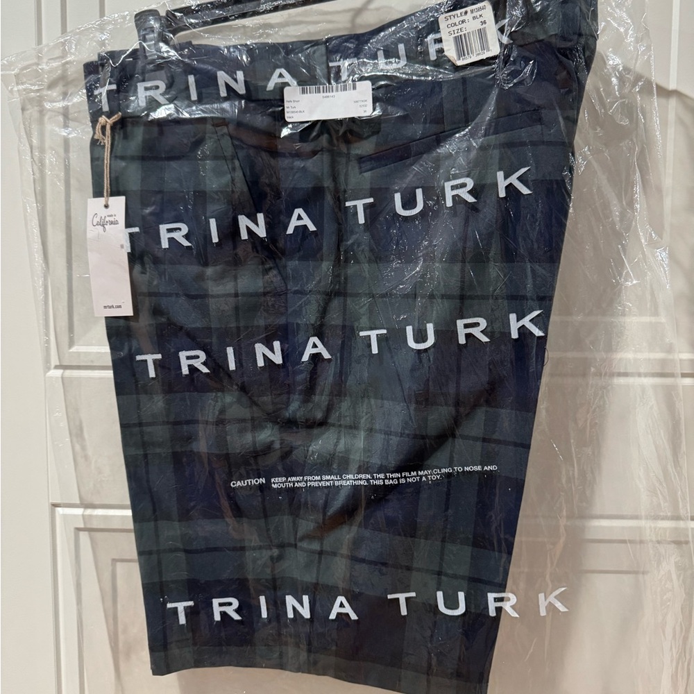 Trina Turk Plaid Mens Shorts